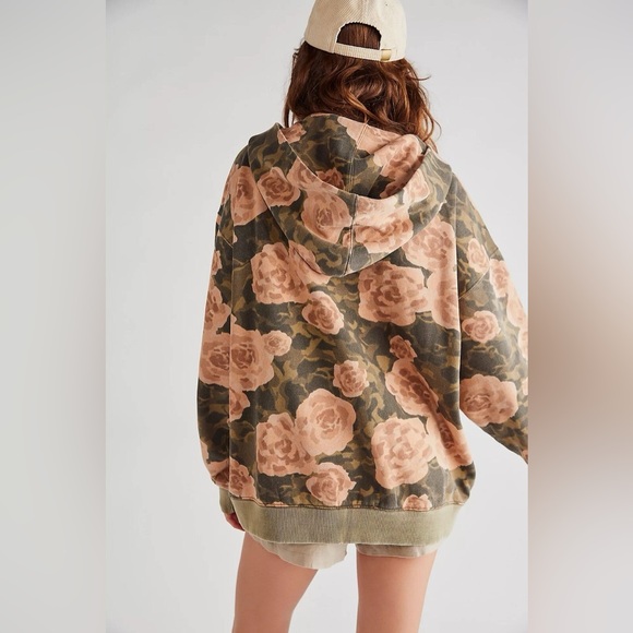 We The Free It’s A Vibe Oversized Relaxed Fit Hoodie In Green Moss Print Size XS - Picture 3 of 8